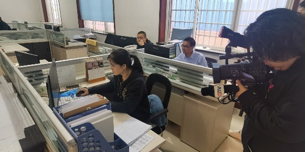 青島電視臺(tái)欄目組采訪 “ 青島建華食品機(jī)械制造有限公司”
